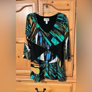 Multi color shirt to wear with leggings or jeans